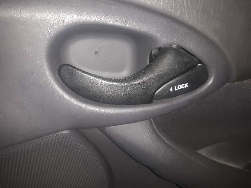 MANETA INTERIOR TRASERA DERECHA