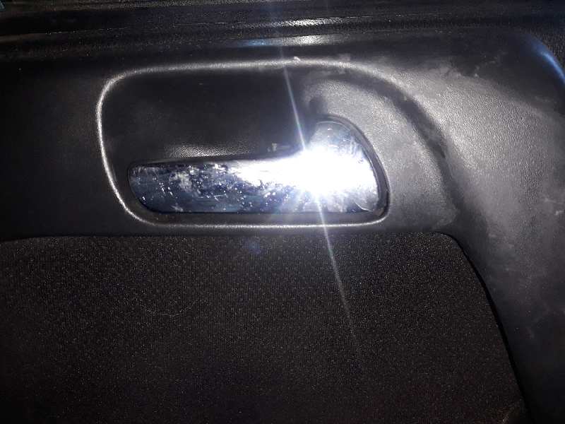 MANETA INTERIOR DELANTERA DERECHA