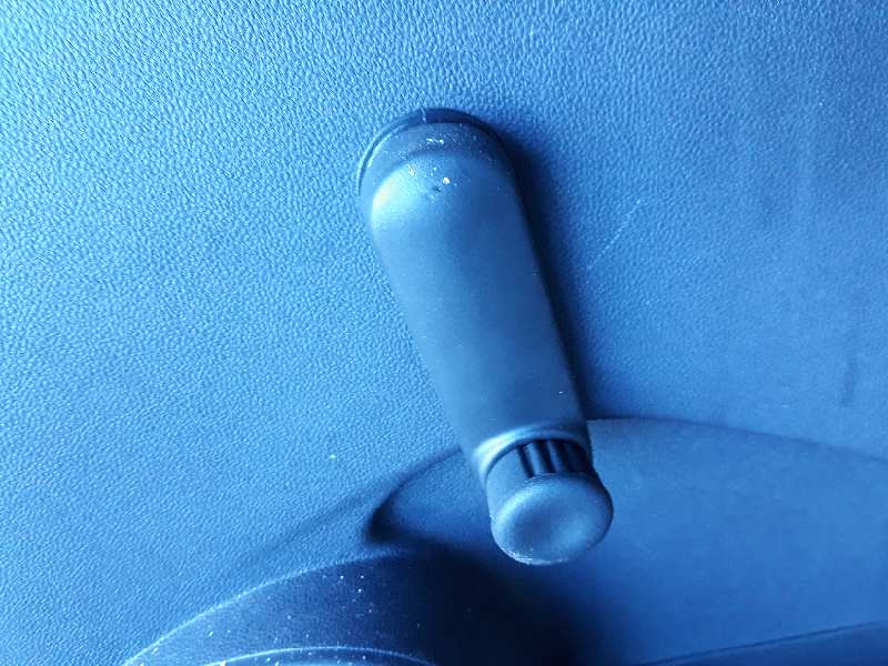 ELEVALUNAS TRASERO DERECHO