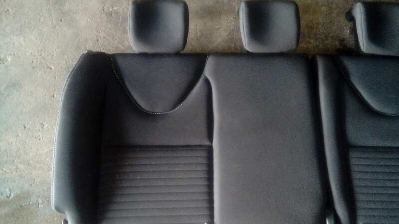 ASIENTOS TRASERO DERECHO