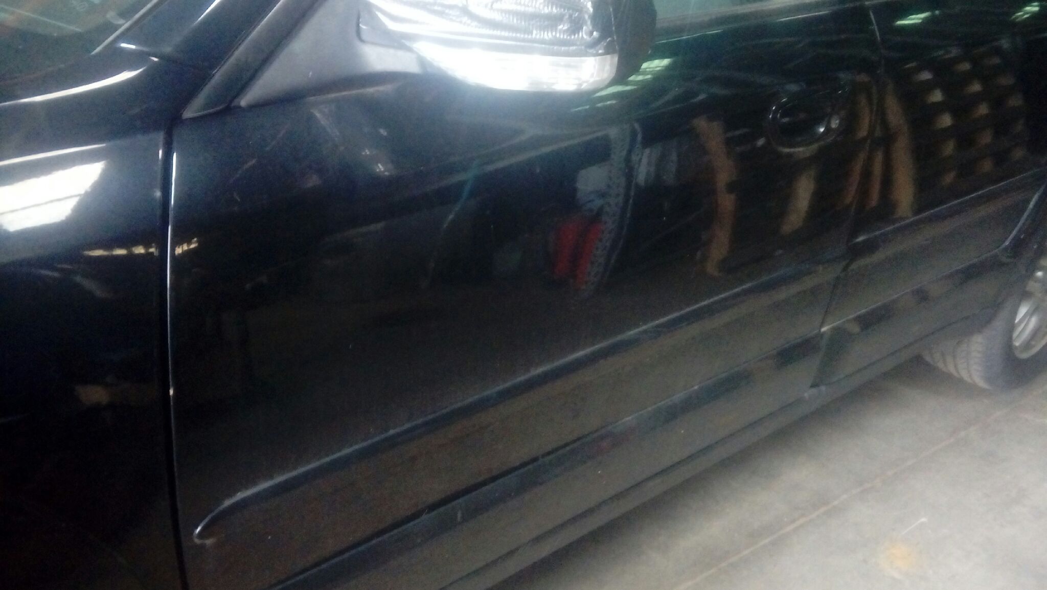 PUERTA DELANTERA IZQUIERDA