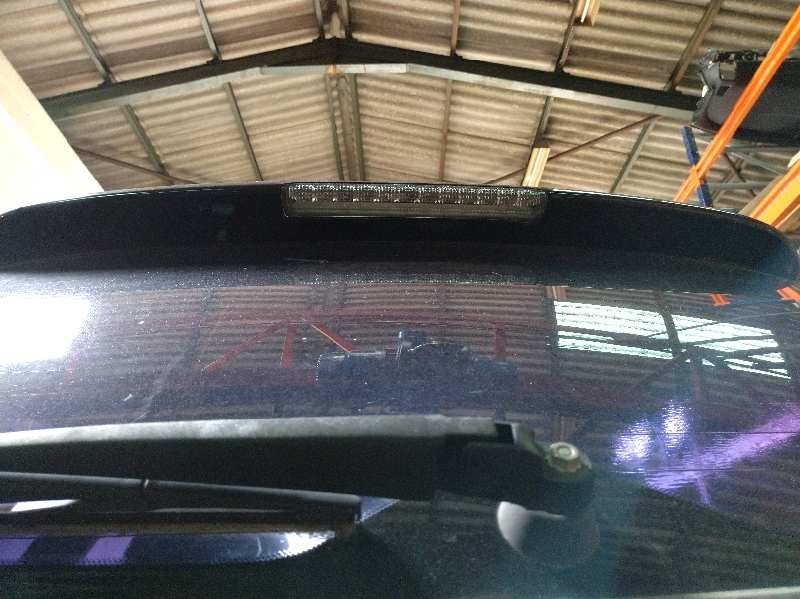 LUZ CENTRAL DE FRENO