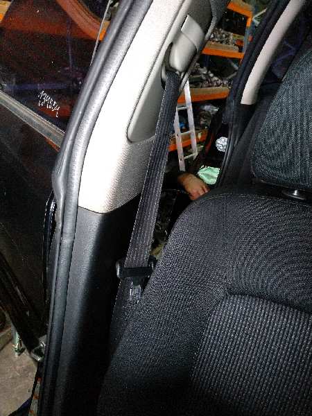 CINTURON SEGURIDAD DELANTERO DERECHO