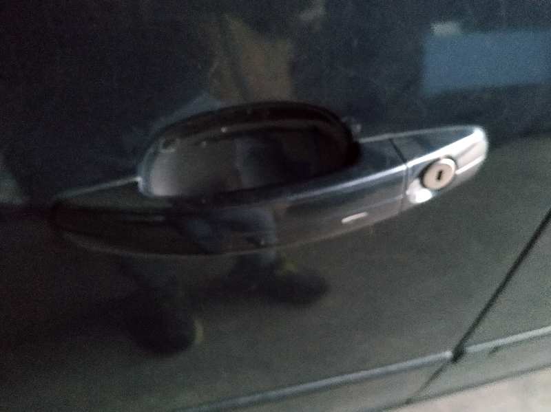 MANETA EXTERIOR DELANTERA IZQUIERDA