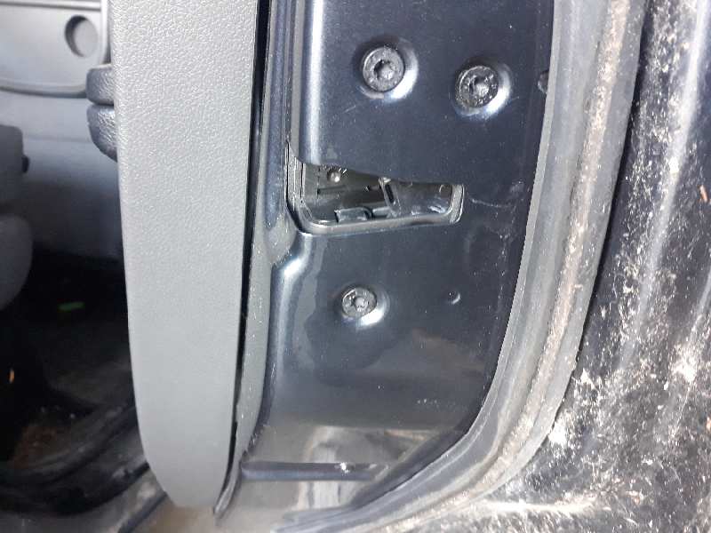 CERRADURA PUERTA TRASERA DERECHA 