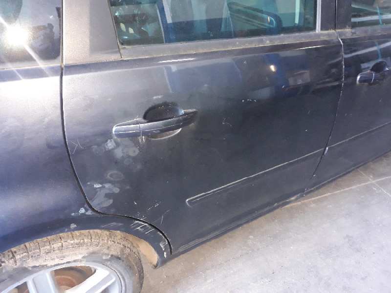 PUERTA TRASERA DERECHA