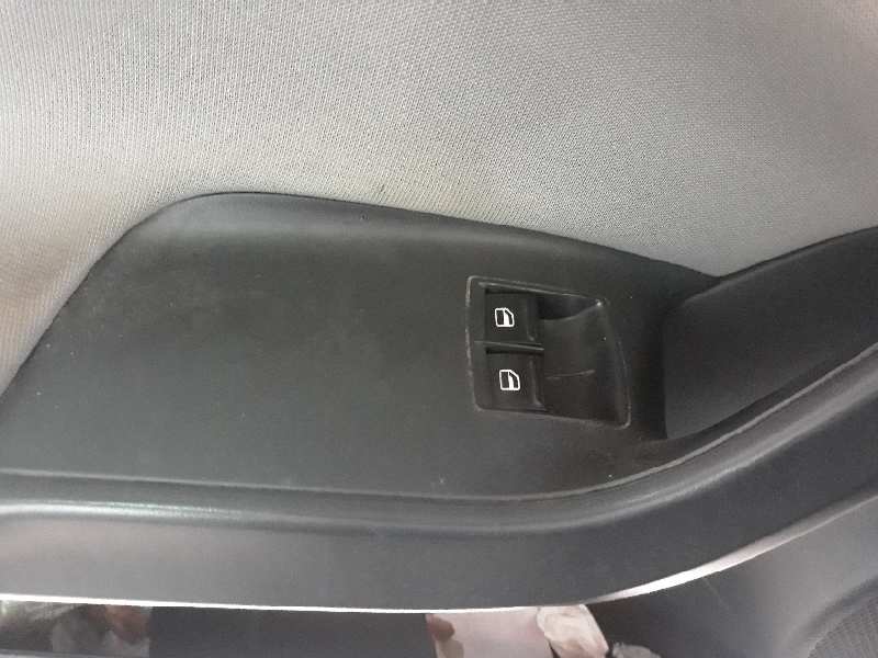 MANDO ELEVALUNAS DELANTERO IZQUIERDO 