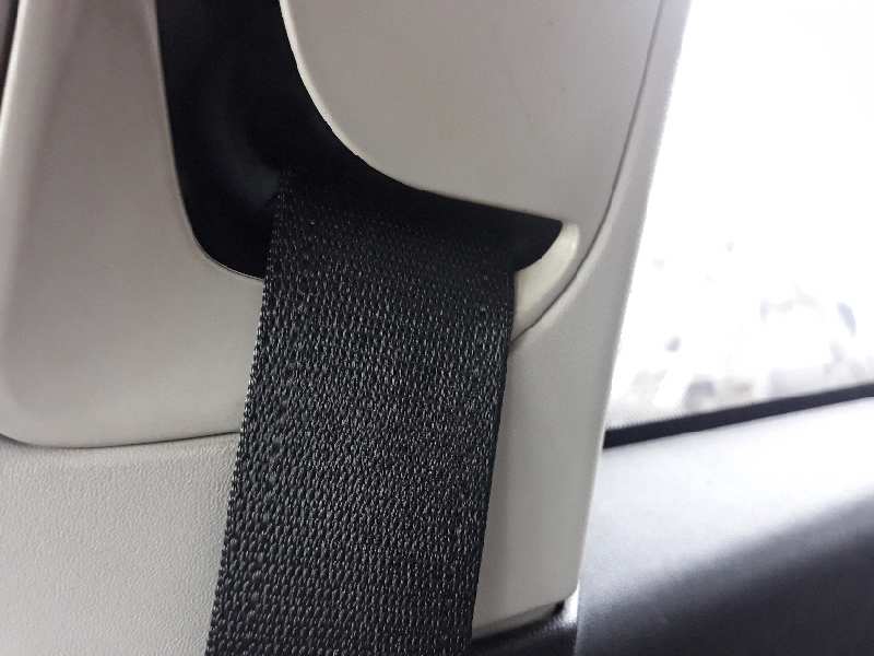 CINTURON SEGURIDAD DELANTERO DERECHO