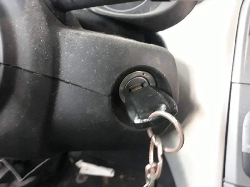 CONMUTADOR DE ARRANQUE