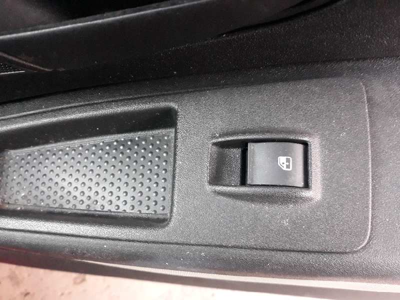 FIAT GRANDE PUNTO (199) MANDO ELEVALUNAS DELANTERO DERECHO