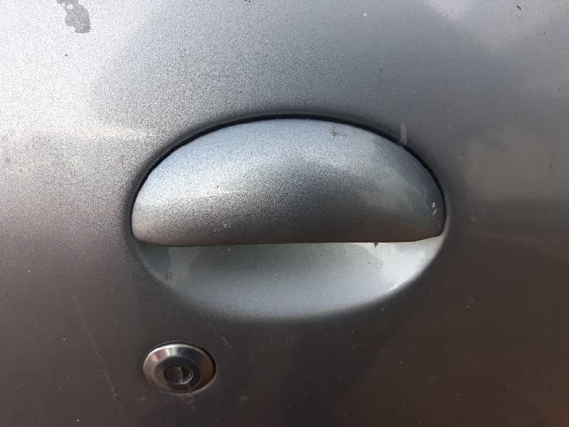 MANETA EXTERIOR DELANTERA DERECHA