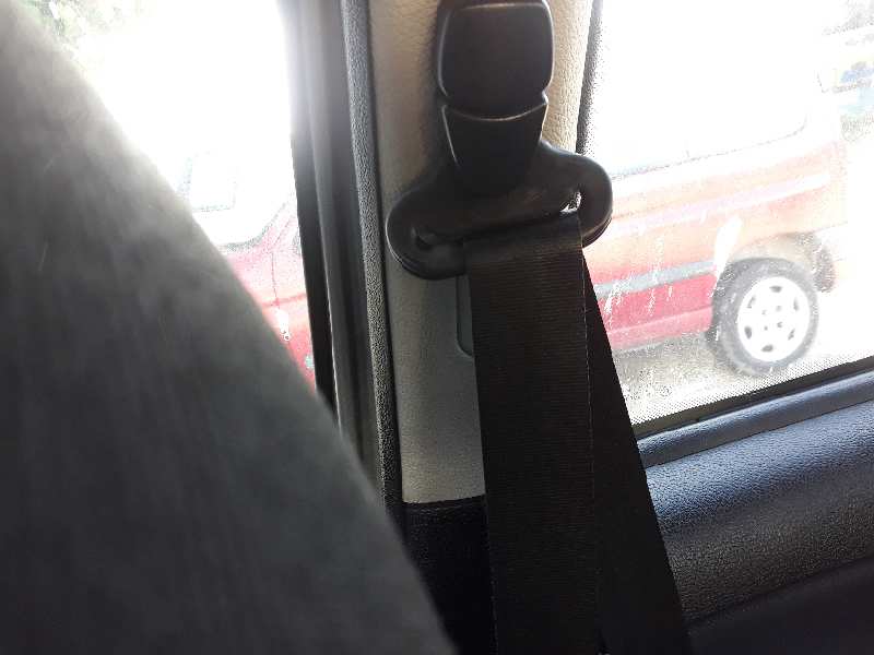 CINTURON SEGURIDAD DELANTERO DERECHO