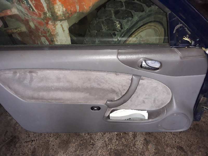 ELEVALUNAS DELANTERO IZQUIERDO