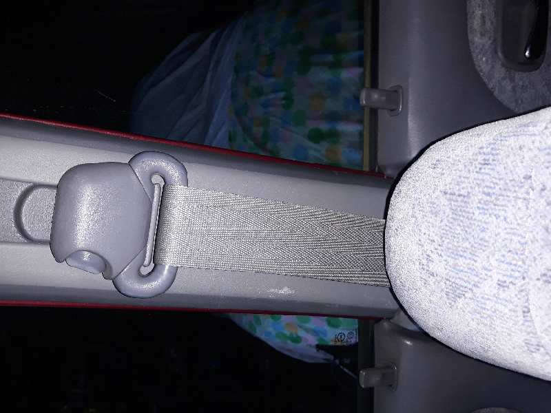 CINTURON SEGURIDAD DELANTERO DERECHO