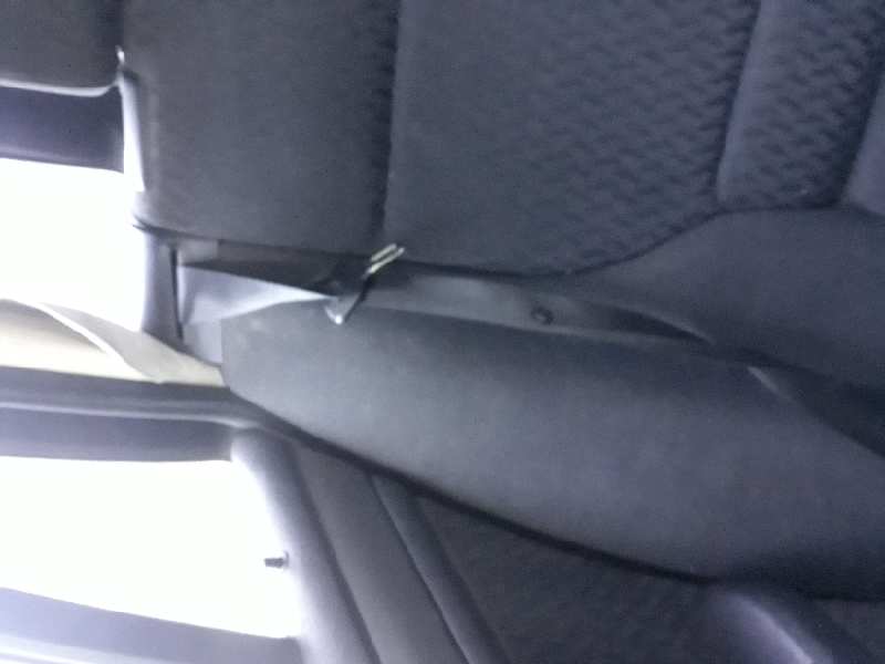 CINTURON SEGURIDAD TRASERO DERECHO