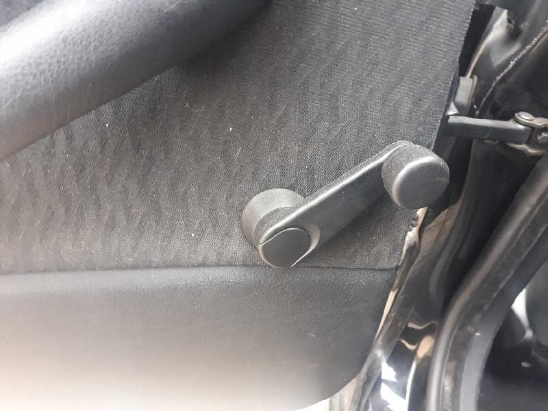 ELEVALUNAS TRASERO IZQUIERDO