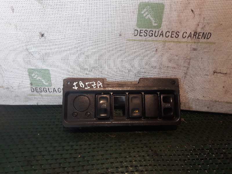 MANDO ELEVALUNAS DELANTERO DERECHO