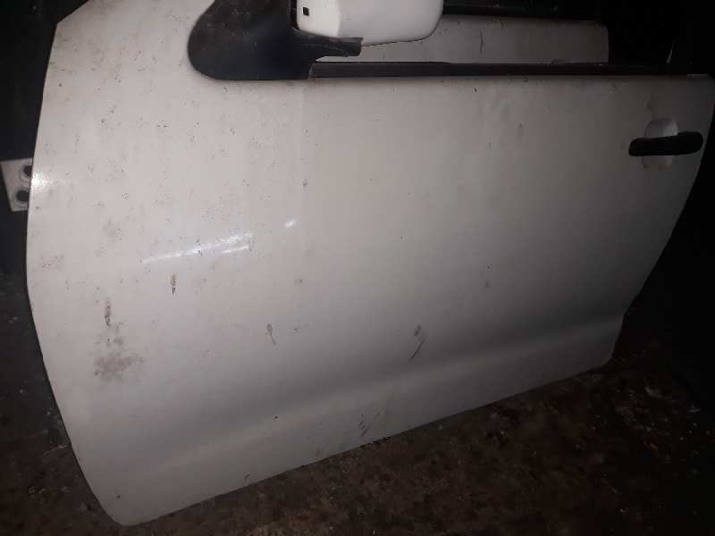 PUERTA DELANTERA IZQUIERDA