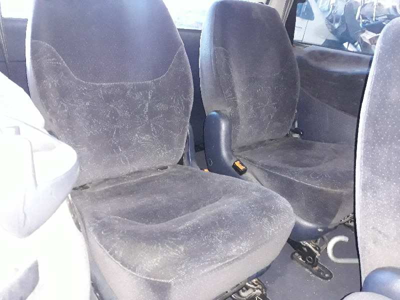 ASIENTOS TERCERA FILA