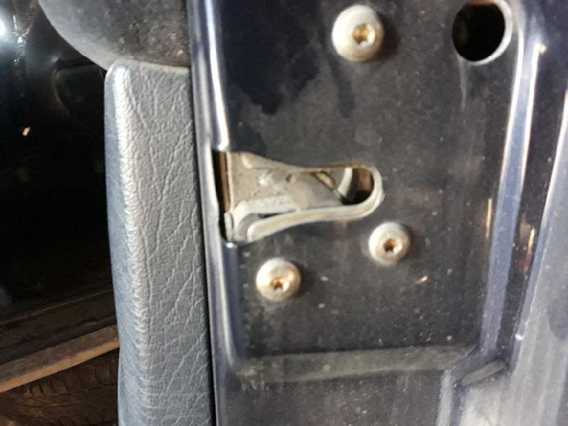 CERRADURA PUERTA DELANTERA DERECHA