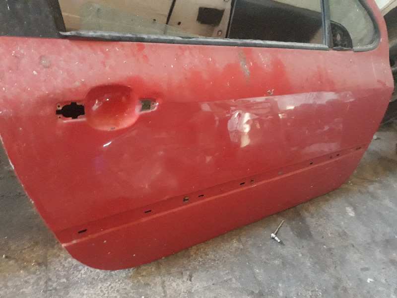 PUERTA DELANTERA DERECHA