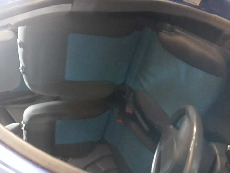 ASIENTO DELANTERO IZQUIERDO
