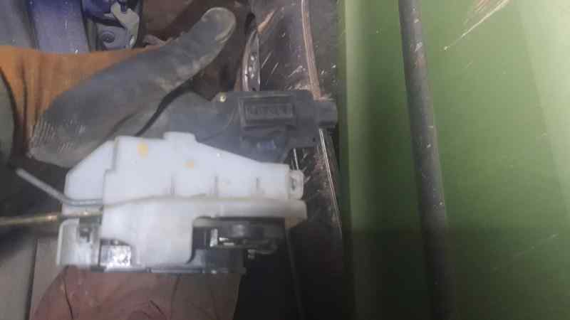 CERRADURA PUERTA DELANTERA DERECHA