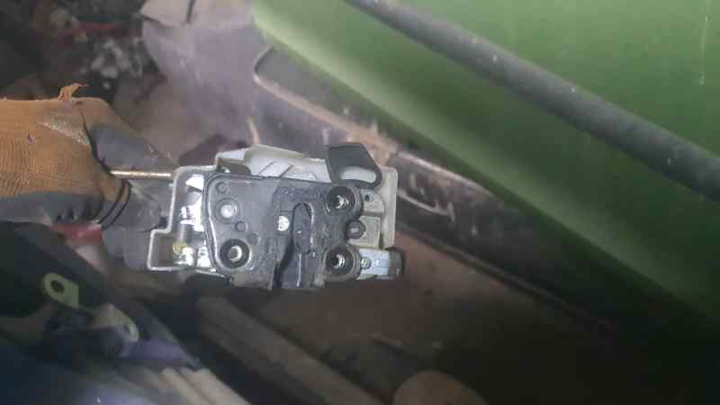 CERRADURA PUERTA DELANTERA DERECHA