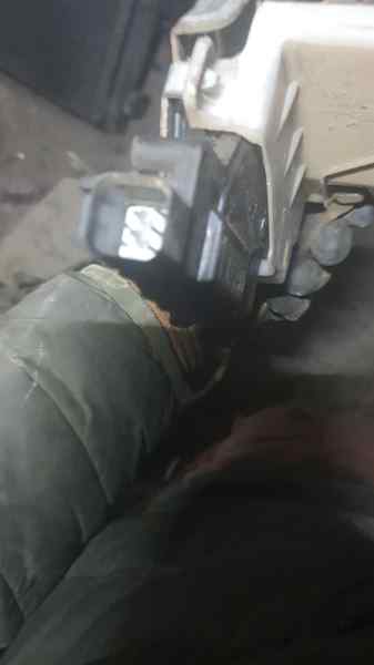 CERRADURA PUERTA DELANTERA DERECHA