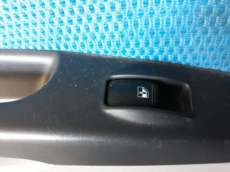 MANDO ELEVALUNAS TRASERO IZQUIERDO