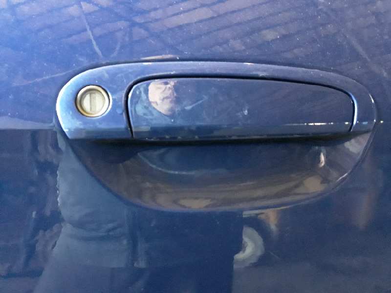 MANETA EXTERIOR DELANTERA DERECHA