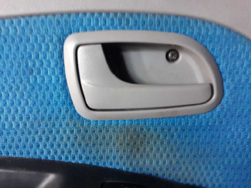 MANETA INTERIOR DELANTERA IZQUIERDA