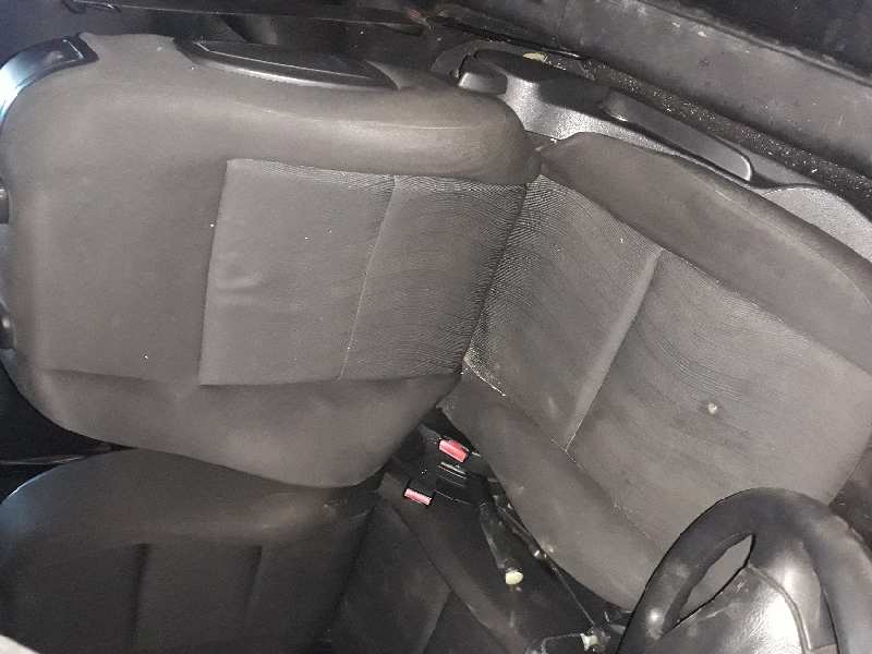 ASIENTO DELANTERO IZQUIERDO