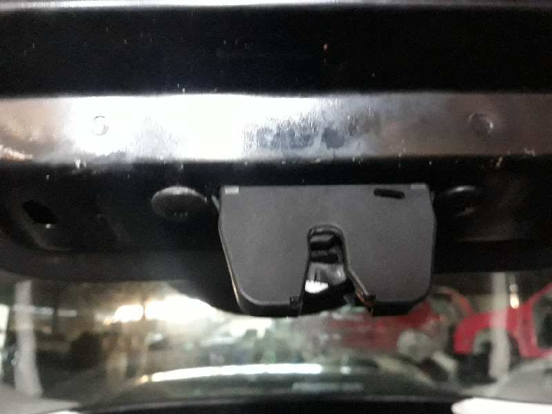 CERRADURA MALETERO - PORTON