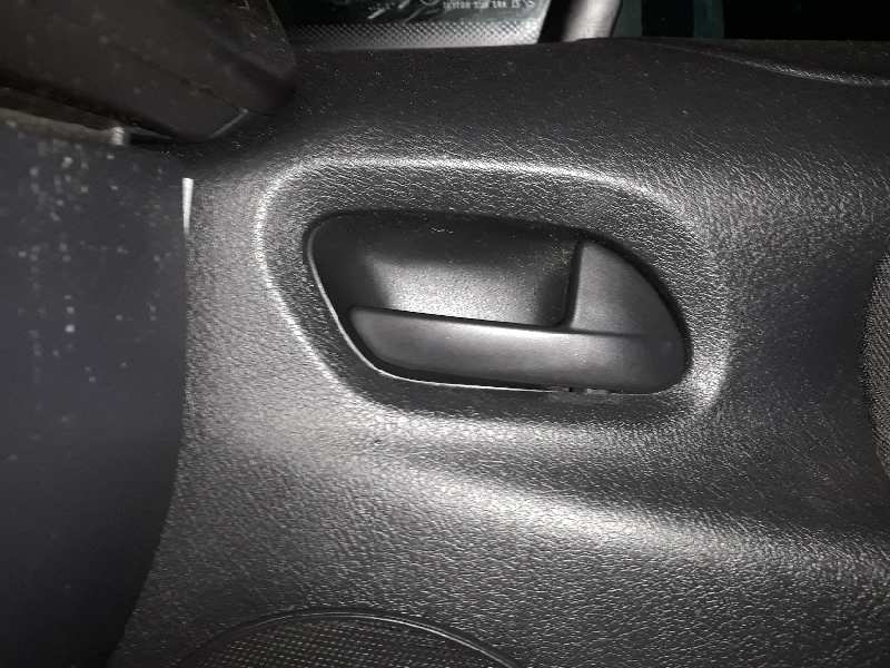 MANETA INTERIOR DELANTERA DERECHA