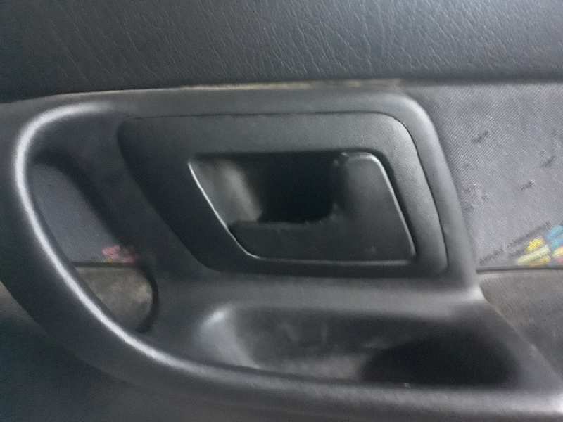 MANETA INTERIOR TRASERA DERECHA