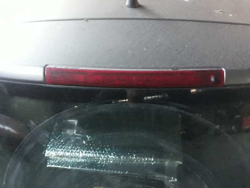 LUZ CENTRAL DE FRENO