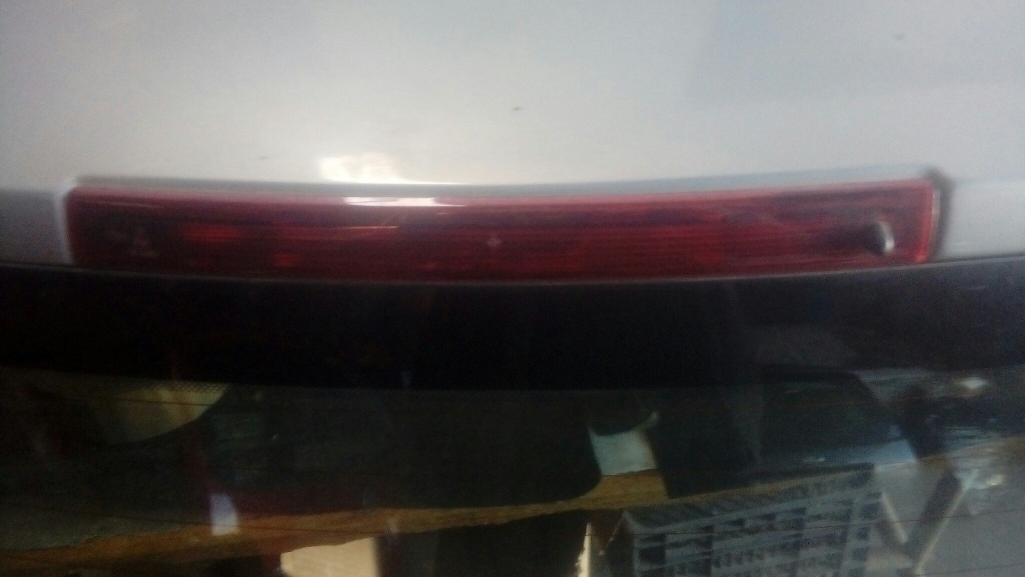 LUZ CENTRAL DE FRENO