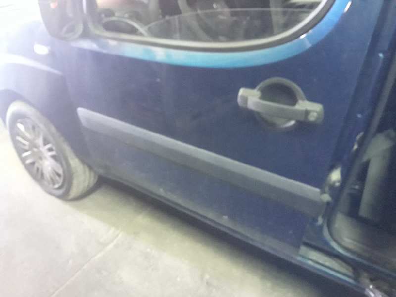 PUERTA DELANTERA IZQUIERDA