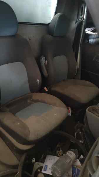 ASIENTO DELANTERO IZQUIERDO