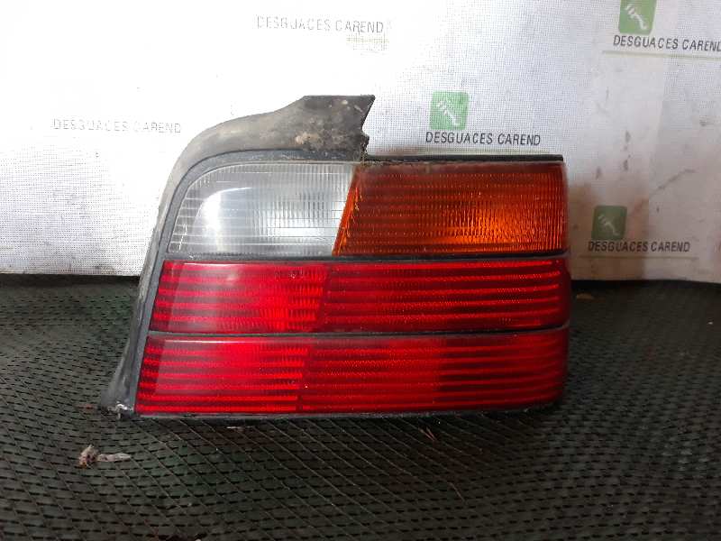 PILOTO TRASERO DERECHO