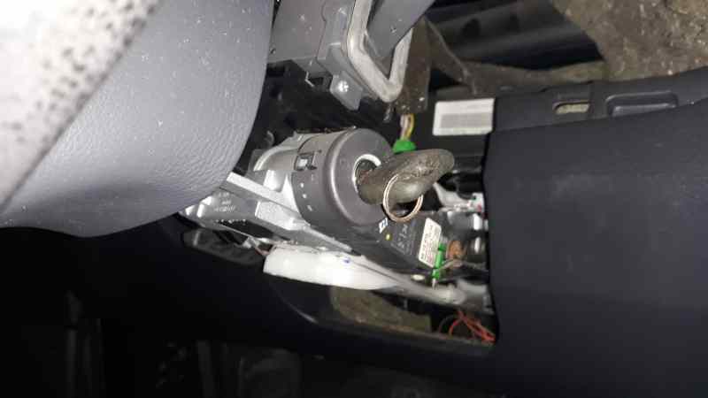 CONMUTADOR DE ARRANQUE