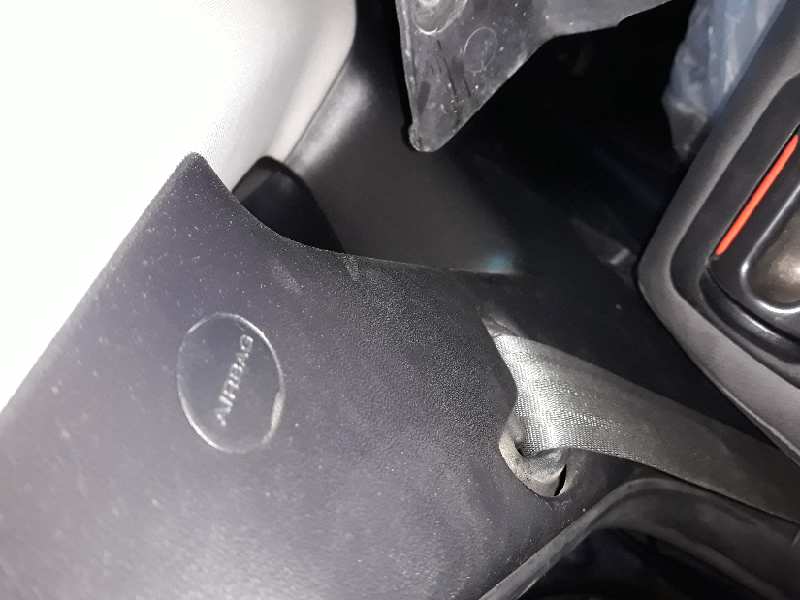 CINTURON SEGURIDAD TRASERO DERECHO