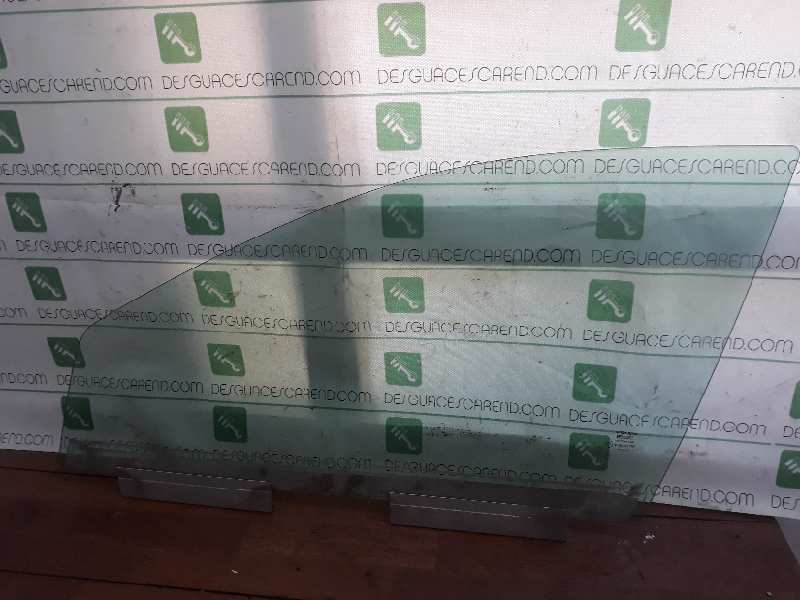 LUNA DELANTERA IZQUIERDA