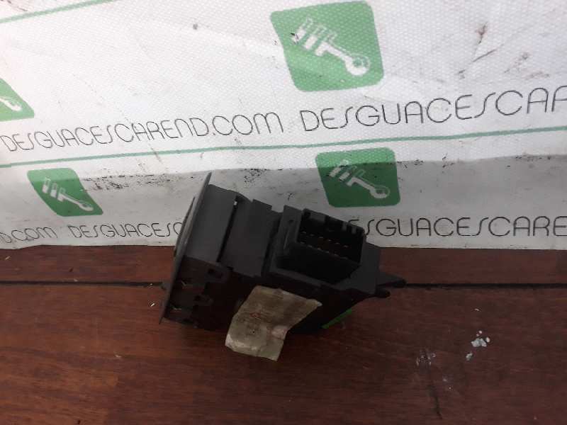 MANDO ELEVALUNAS DELANTERO IZQUIERDO 