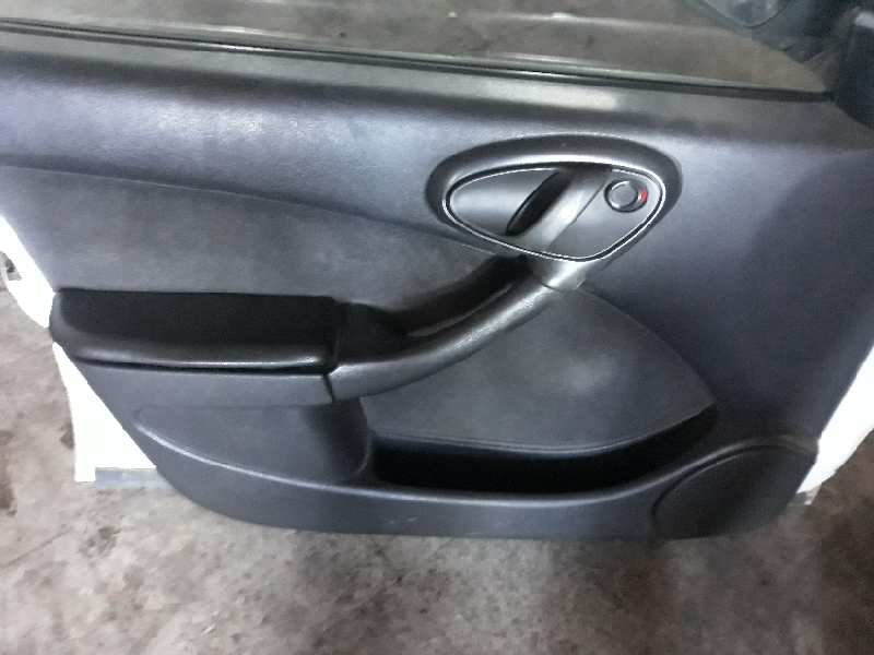 GUARNECIDO PUERTA DELANTERA IZQUIERDA