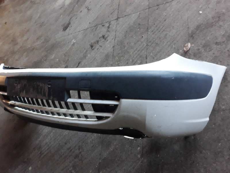 PARAGOLPES DELANTERO