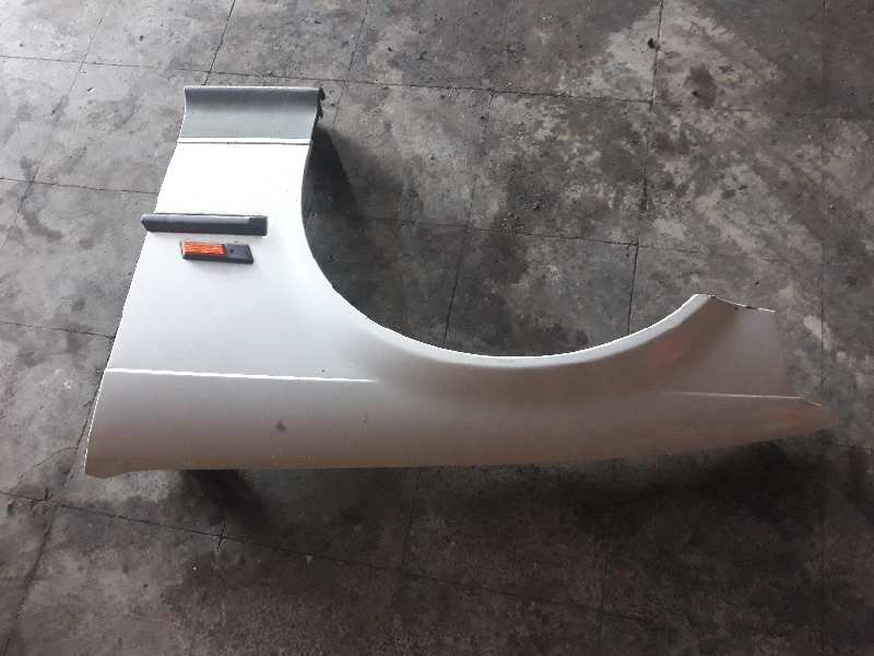 ALETA DELANTERA IZQUIERDA