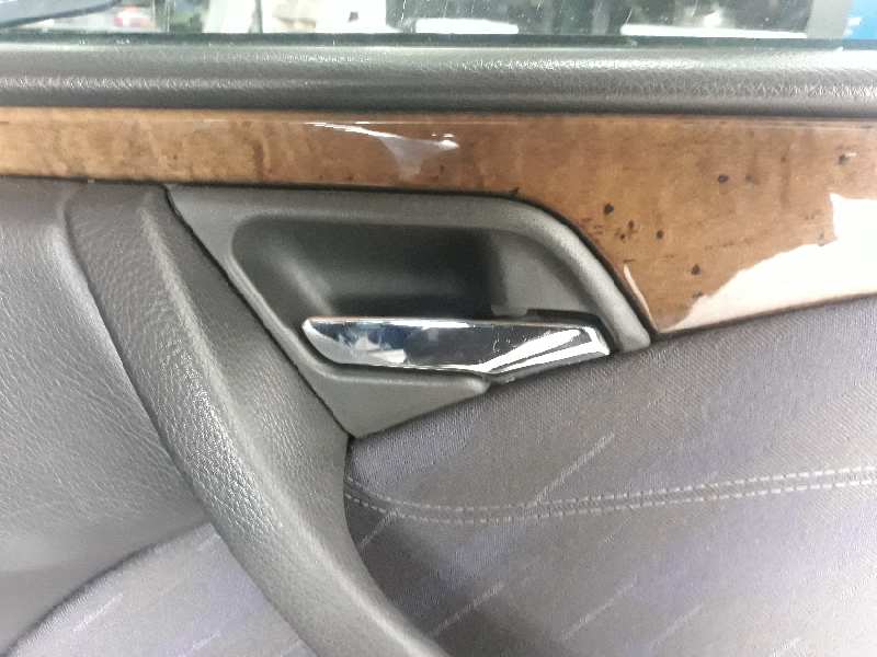 MANETA INTERIOR DELANTERA DERECHA