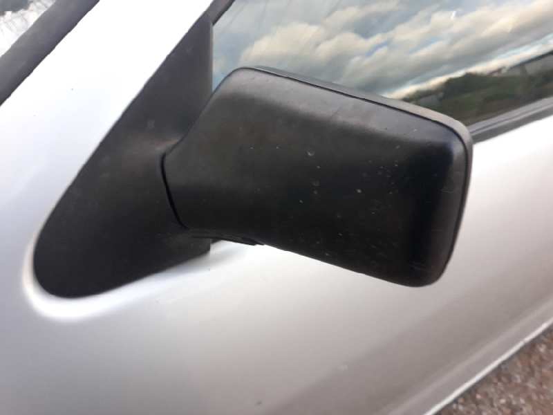 RETROVISOR IZQUIERDO